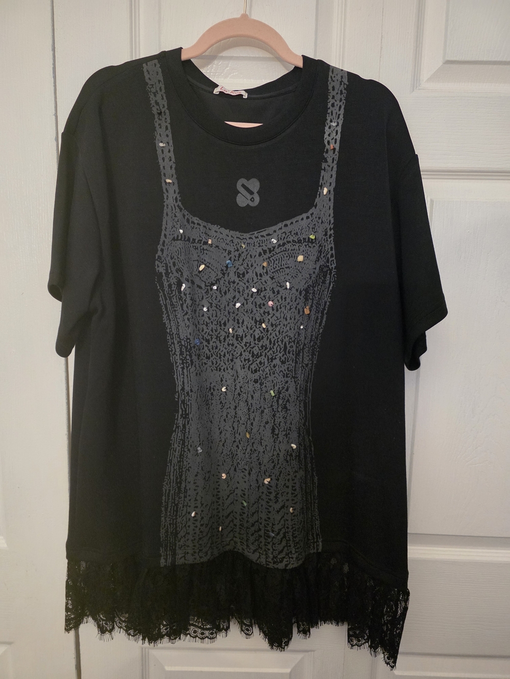 Black Lace-Hem Short Sleeve Tee with Embellished Front